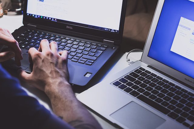 A person using a computer to find law practices